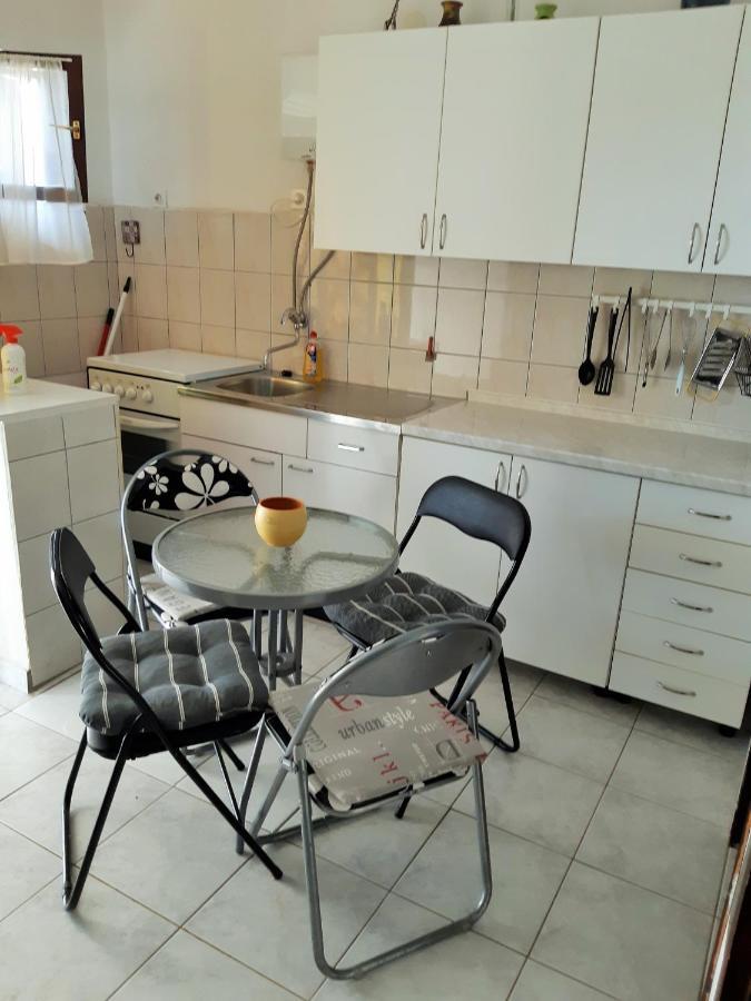 Dalmatino Apartmani 维尔 外观 照片