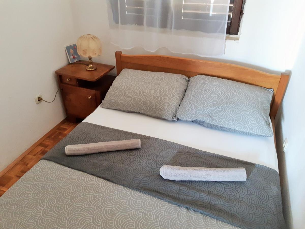 Dalmatino Apartmani 维尔 外观 照片