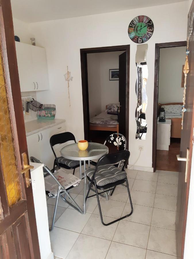 Dalmatino Apartmani 维尔 外观 照片