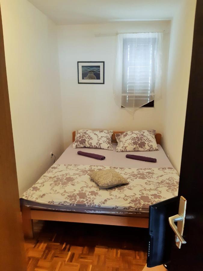 Dalmatino Apartmani 维尔 外观 照片