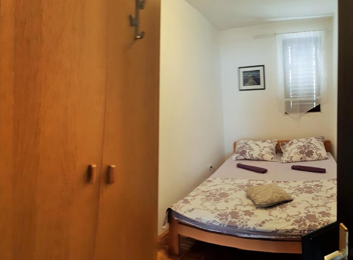 Dalmatino Apartmani 维尔 外观 照片