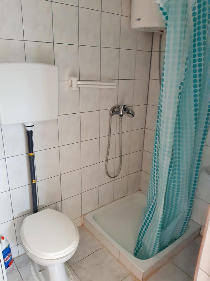Dalmatino Apartmani 维尔 外观 照片